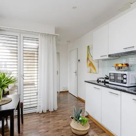 Apartment Swiss Star Franklin - Contactless Self Check-in Zürich